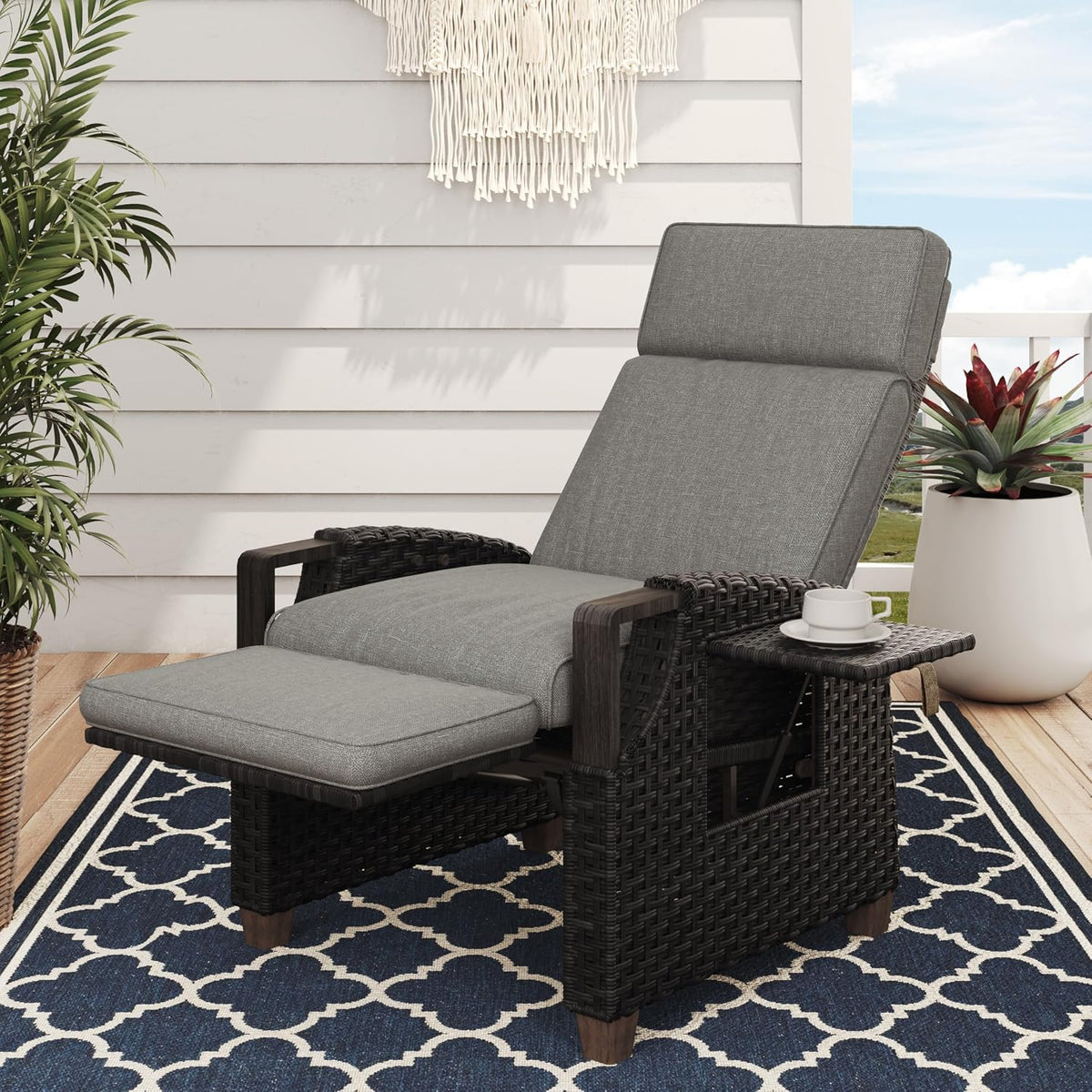 Liege Relax, Liegesessel mit Sitzkissen Armlehnensessel Verstellbare Rückenlehne Rattan Sonnenliege für Innen, Außeneinsatz